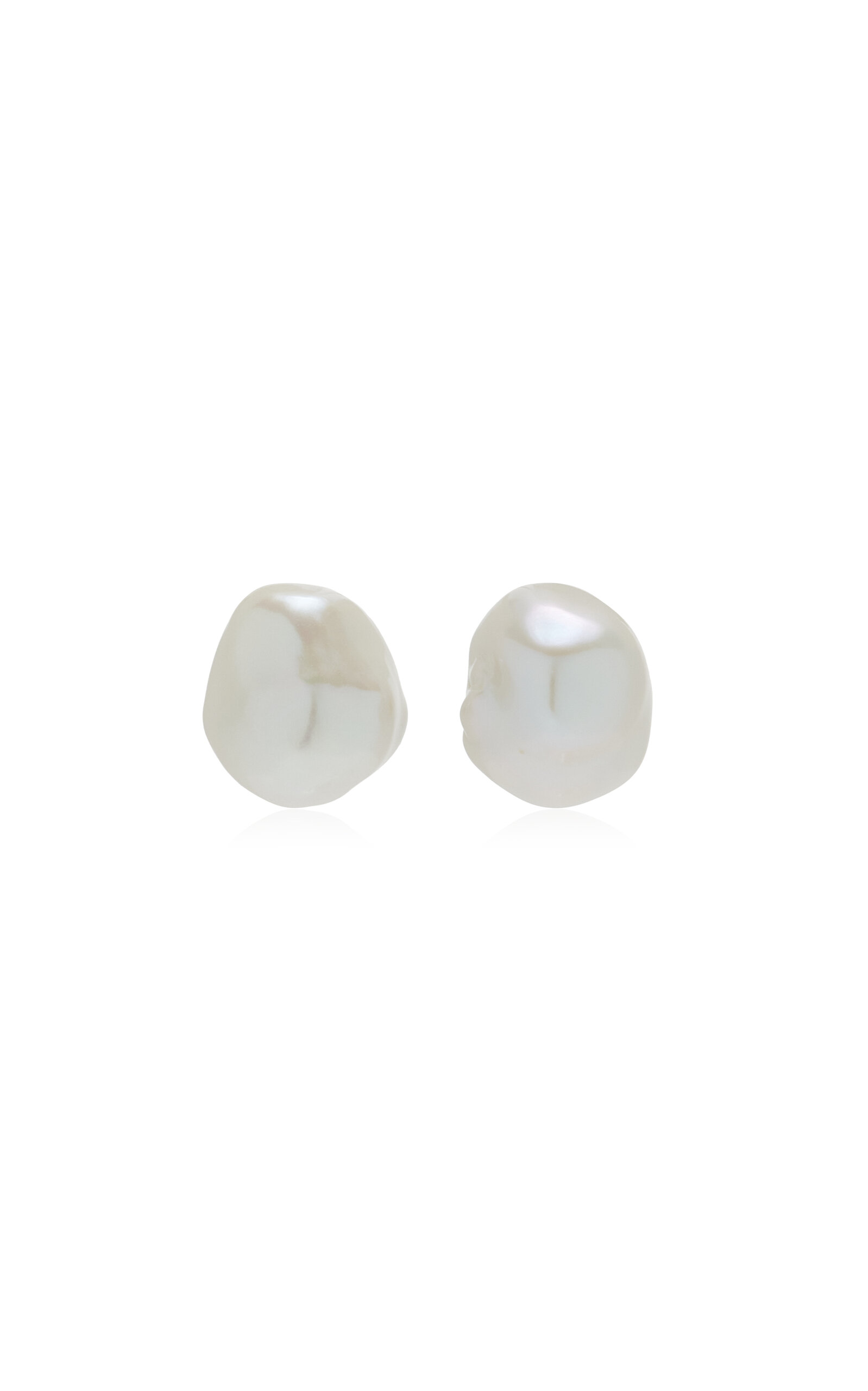 Agmes Pearl Earrings In White