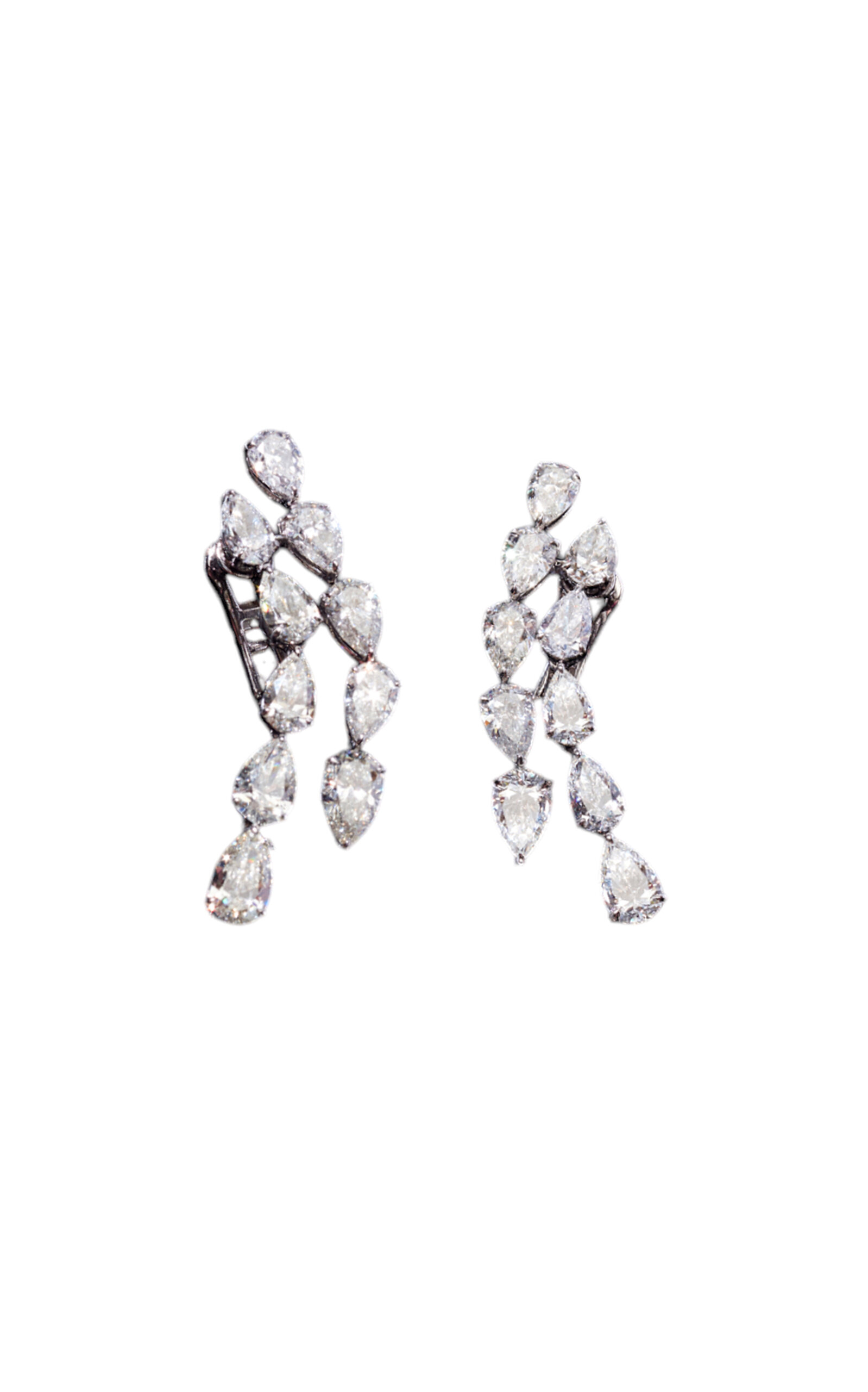 18K White Gold Diamond Drop Earrings