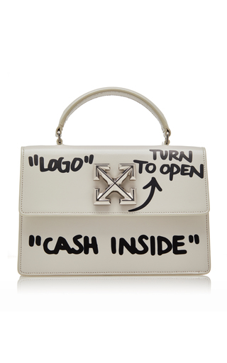 logo turn to open cash inside bag