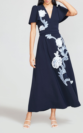 Floral Embroidered Fluid Crepe Flutter Sleeve Midi Dress展示图