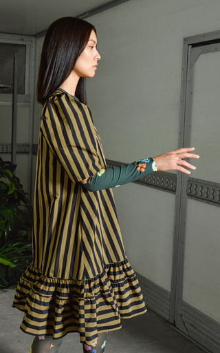 Miah Striped Satin Dress展示图