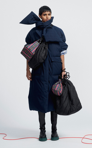 Quilted Recycled Tech Tote展示图