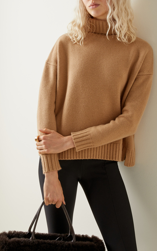 Trau Oversized Wool Turtleneck Sweater展示图